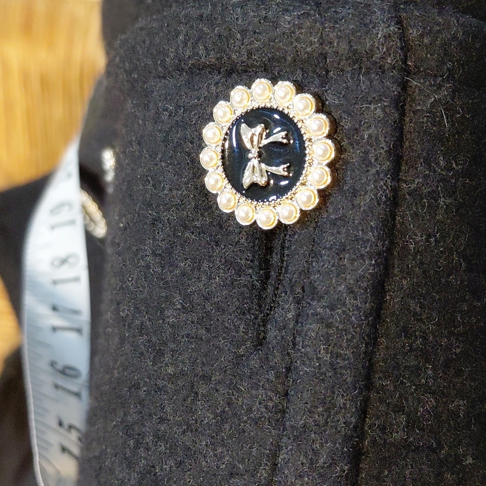 Elegant Black Long Coat with Button Details - Picture 10 of 13